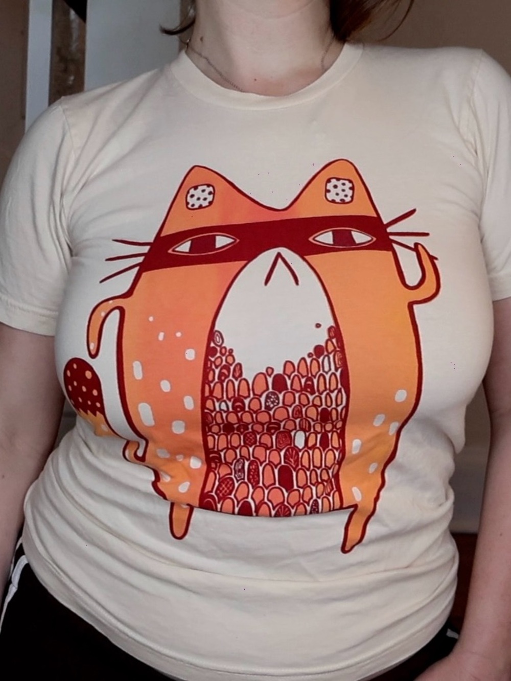 American Apparel Cream T-Shirt with Orange & Red Fox Graphic - XS